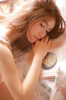 劳拉